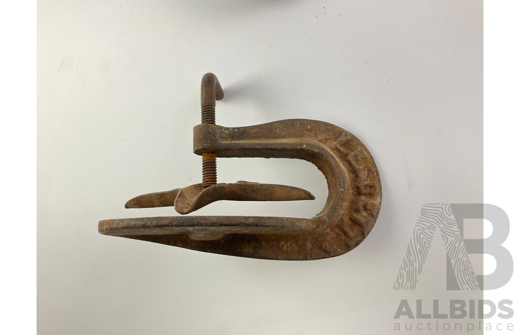 Five Vintage Vulcanizer Clamps Including Super Vulcanizer MFG. Co and Leggetts, Made in Australia