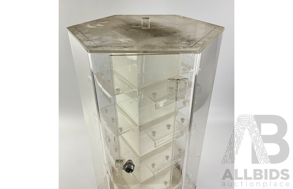 Perspex Carousel Model Car Display - Lot 1564925 | ALLBIDS