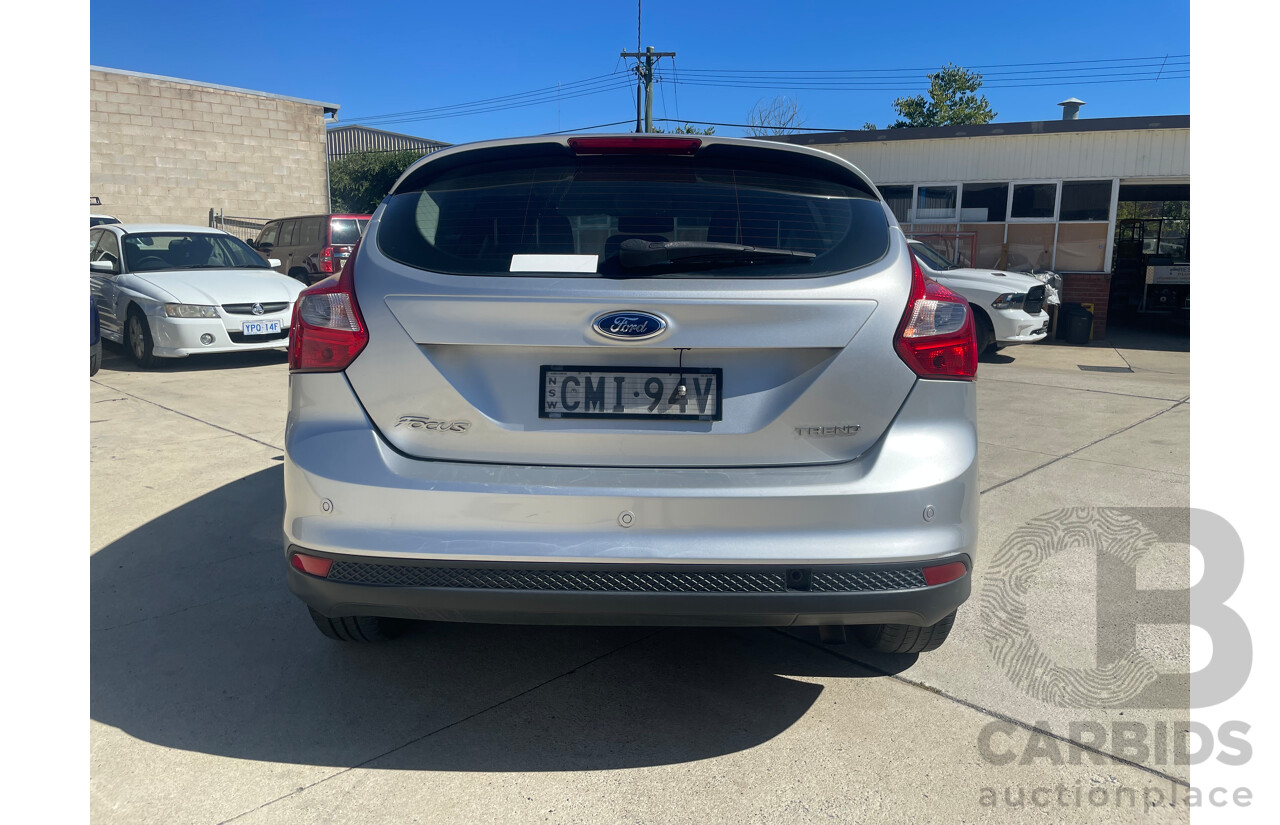 02/2013 Ford Focus TREND FWD LW MK2 5D Hatchback Silver Or Chrome 2.0L