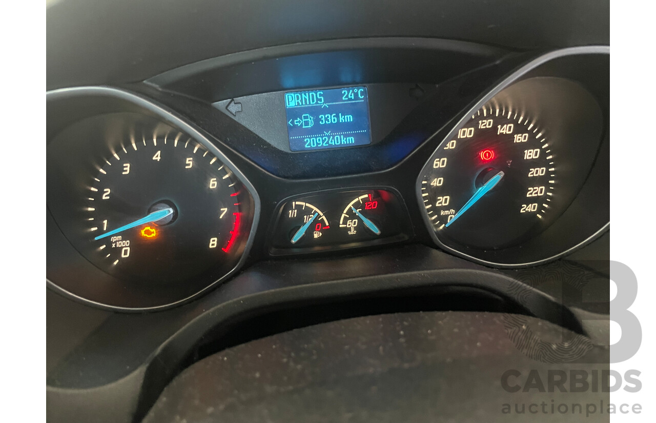 02/2013 Ford Focus TREND FWD LW MK2 5D Hatchback Silver Or Chrome 2.0L