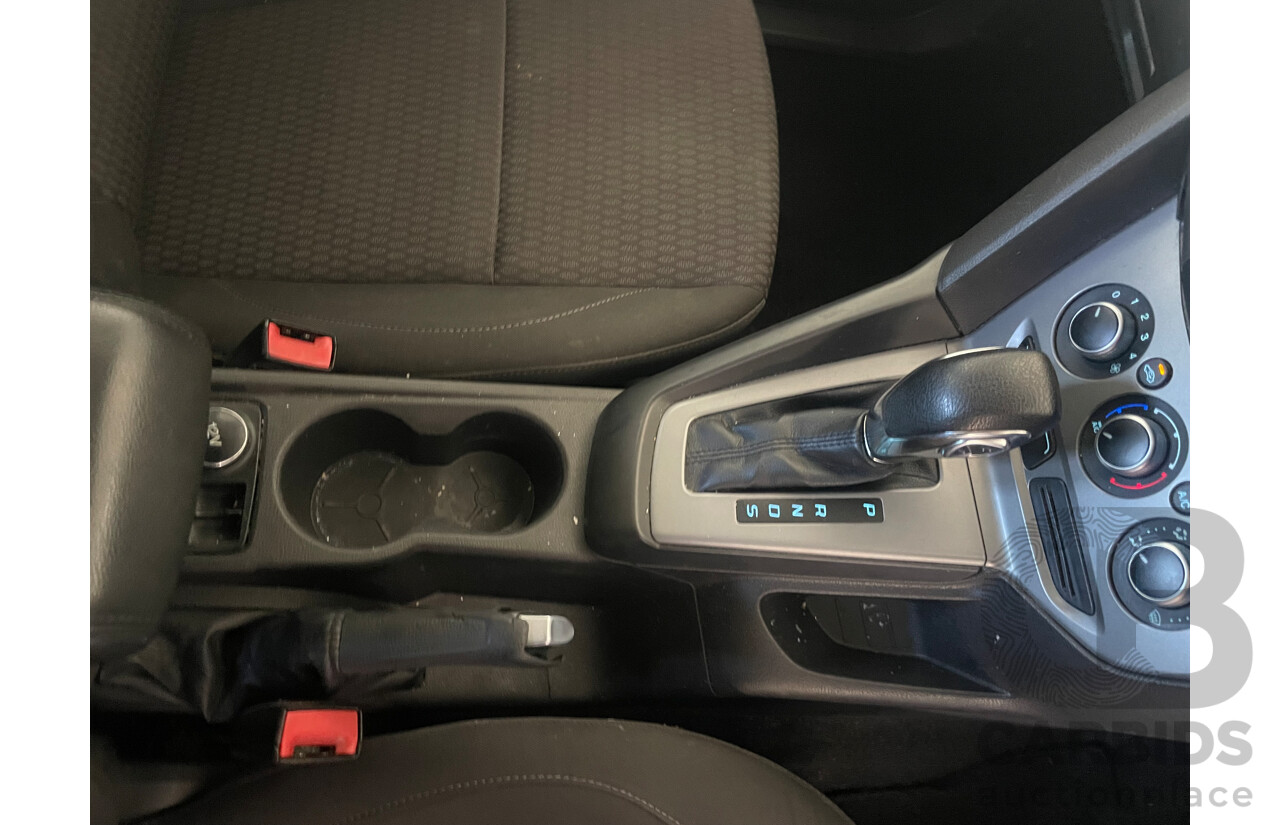 02/2013 Ford Focus TREND FWD LW MK2 5D Hatchback Silver Or Chrome 2.0L