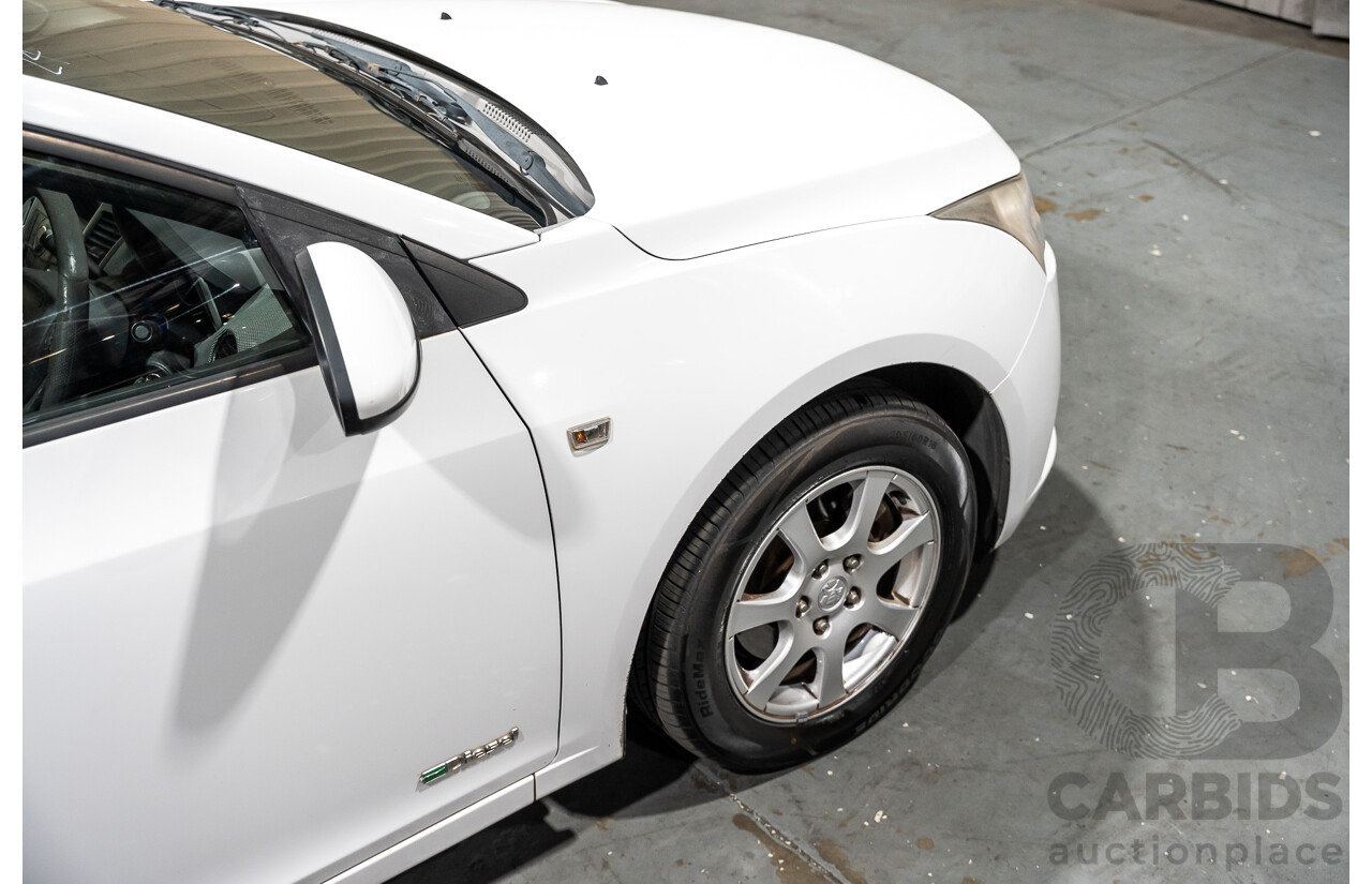 05/2010 Holden Cruze CD JG 4d Sedan White 1.8L