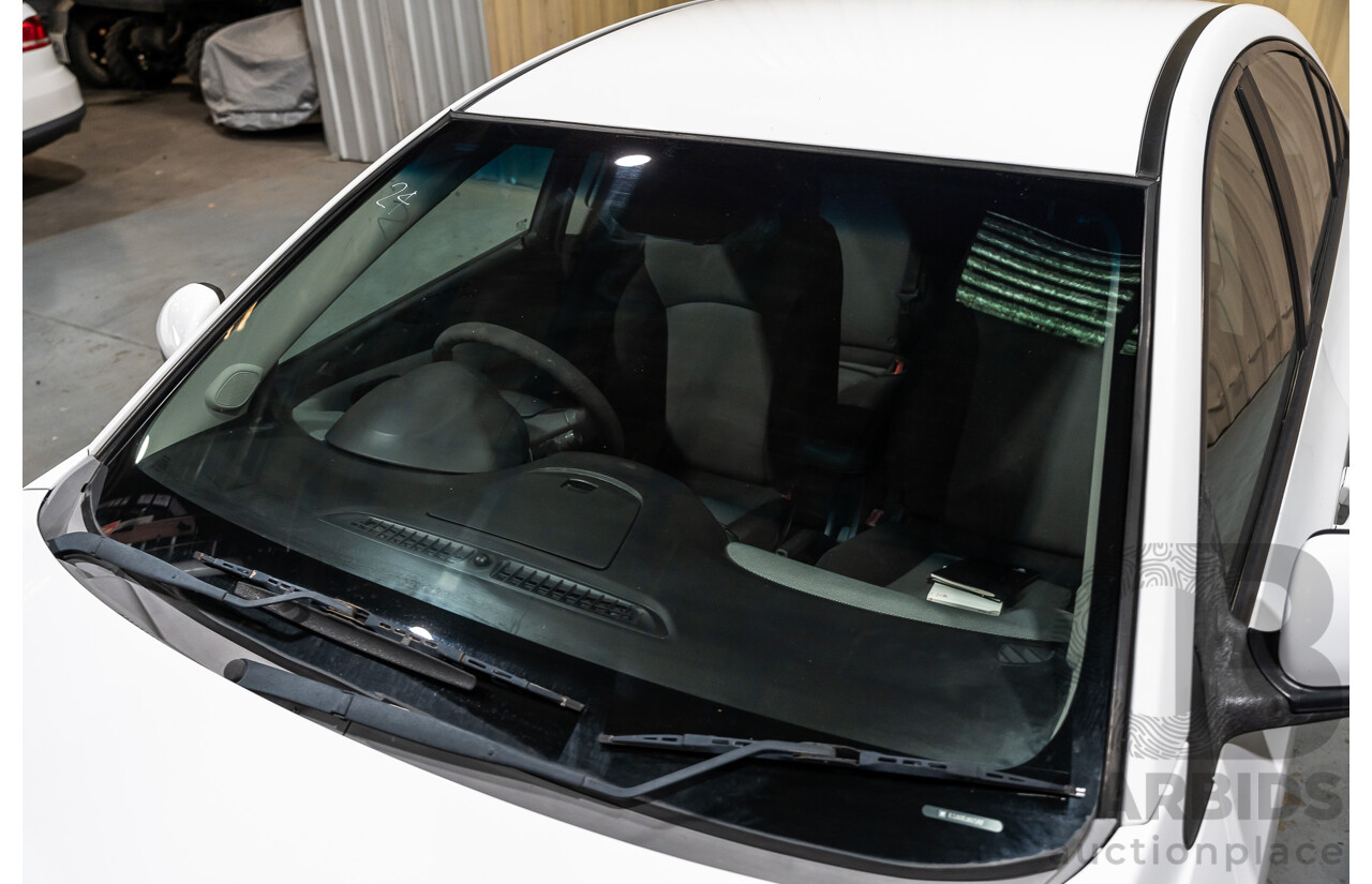 05/2010 Holden Cruze CD JG 4d Sedan White 1.8L