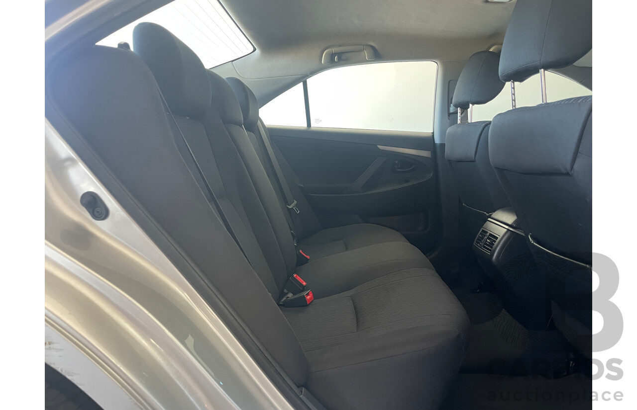 10/2010 Toyota Aurion AT-X FWD GSV40R 09 UPGRADE 4D Sedan Silver Or Chrome 3.5L