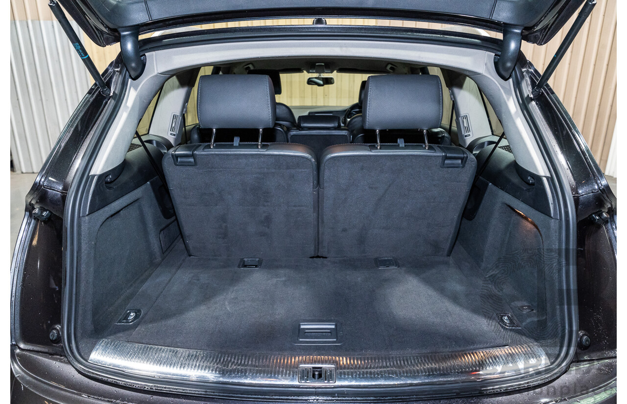 4/2012 Audi Q7 3.0 TDI Quattro S-Line Pack (AWD) MY12 4d Wagon Grey Turbo Diesel V6 3.0L - 7 Seater