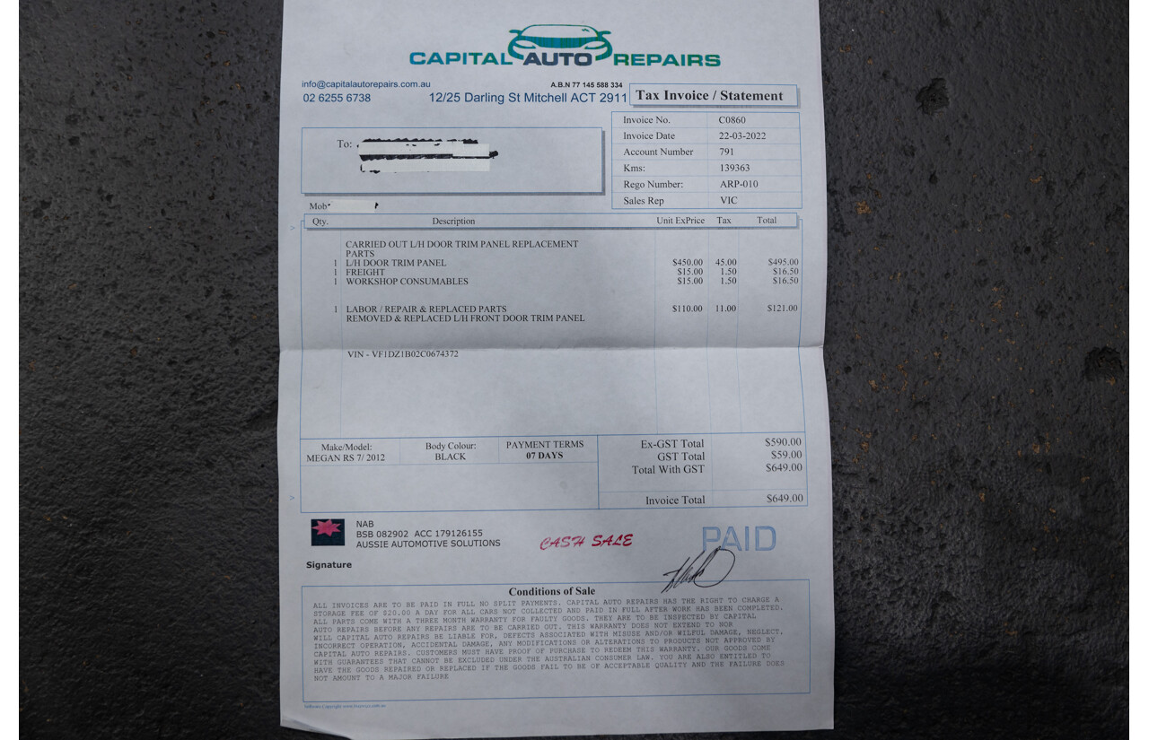 10/2012 Renault Megane R.S.265 Red Bull X95 3D Coupe Black Turbo 2.0L