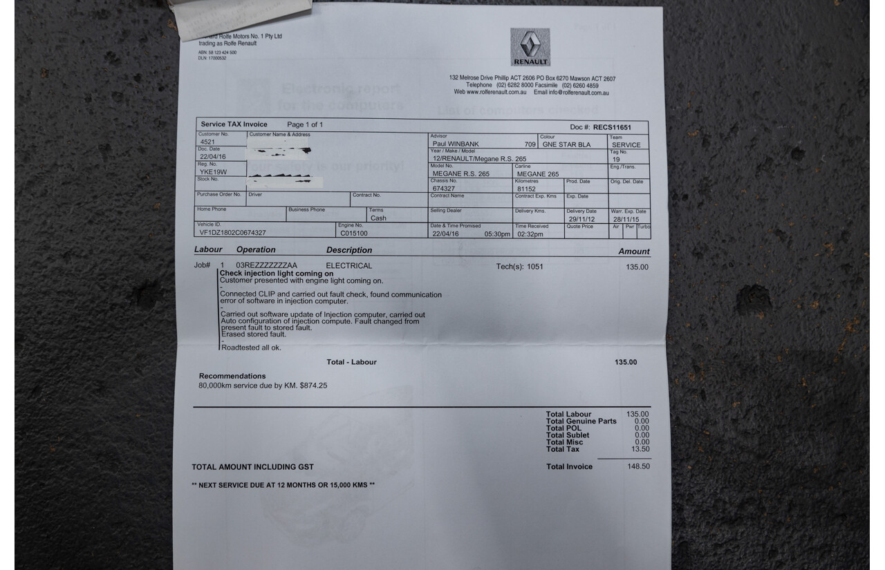 10/2012 Renault Megane R.S.265 Red Bull X95 3D Coupe Black Turbo 2.0L