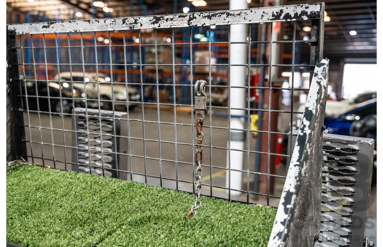 Honda Big Red Quad Bike and 1980 Trailer with Ramps