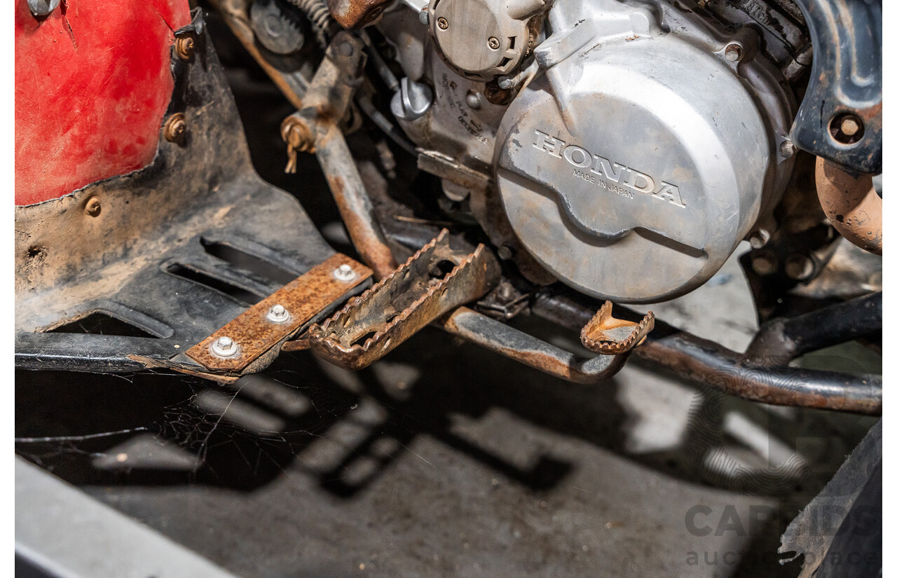 Honda Big Red Quad Bike and 1980 Trailer with Ramps