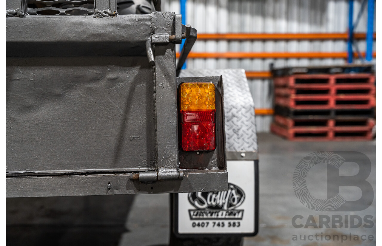 Honda Big Red Quad Bike and 1980 Trailer with Ramps