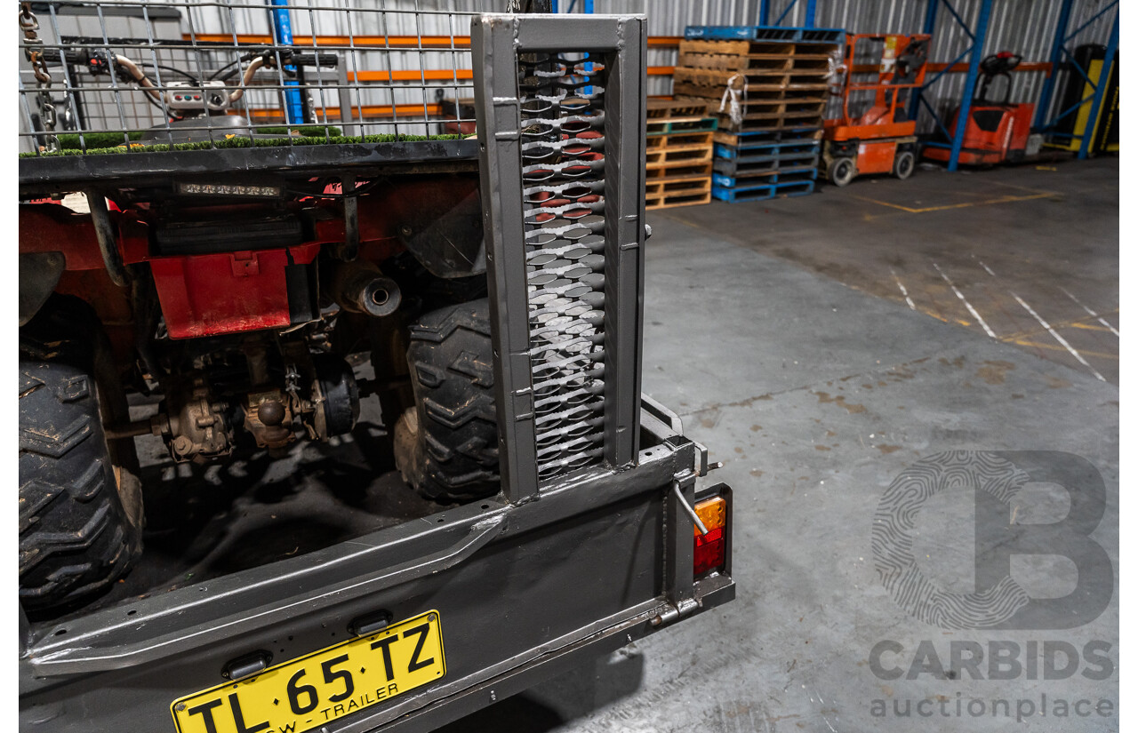 Honda Big Red Quad Bike and 1980 Trailer with Ramps