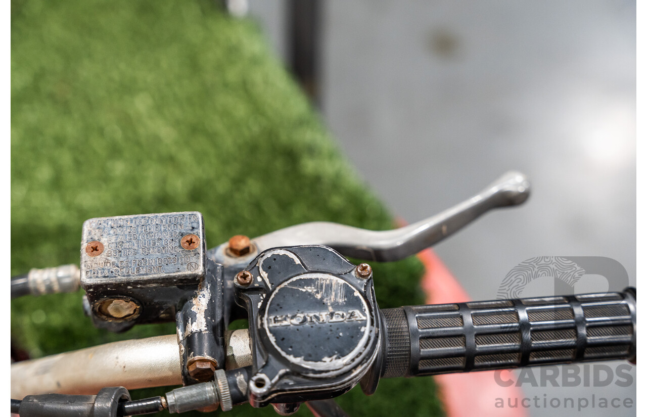 Honda Big Red Quad Bike and 1980 Trailer with Ramps