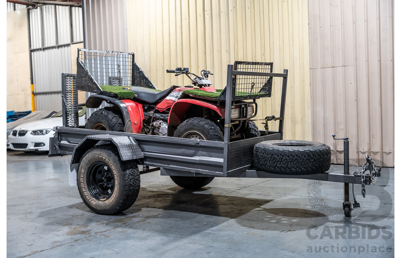 Honda Big Red Quad Bike and 1980 Trailer with Ramps