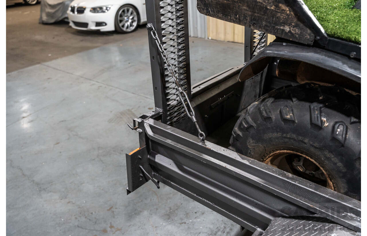 Honda Big Red Quad Bike and 1980 Trailer with Ramps