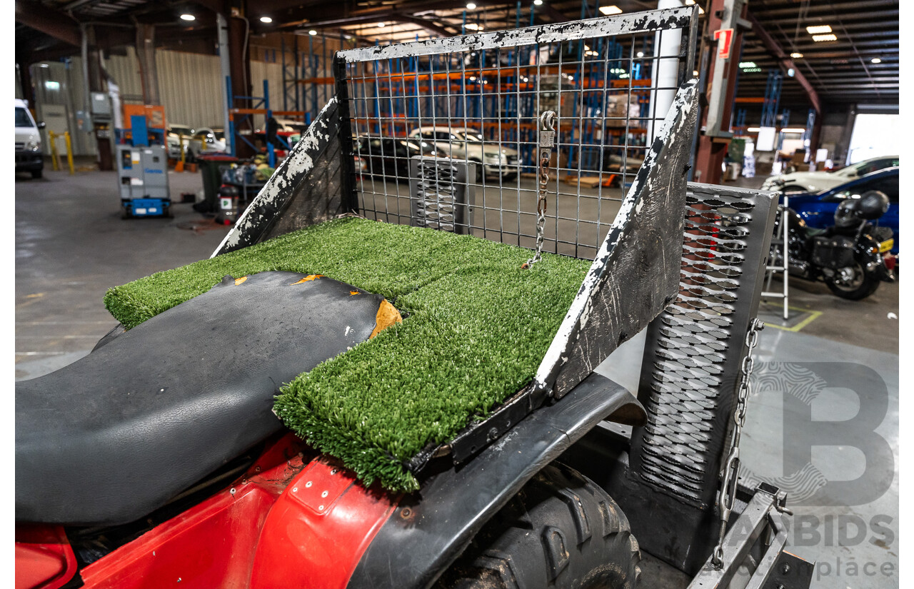 Honda Big Red Quad Bike and 1980 Trailer with Ramps