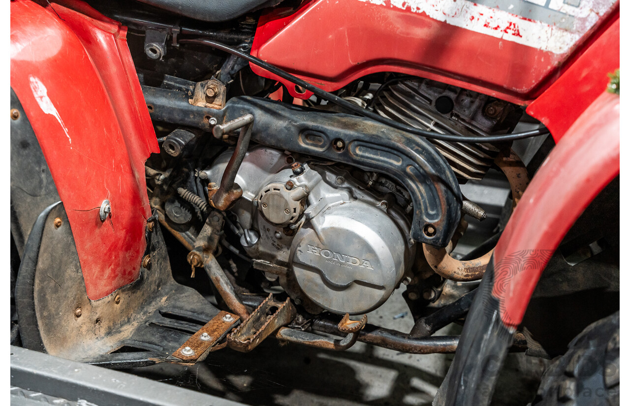 Honda Big Red Quad Bike and 1980 Trailer with Ramps