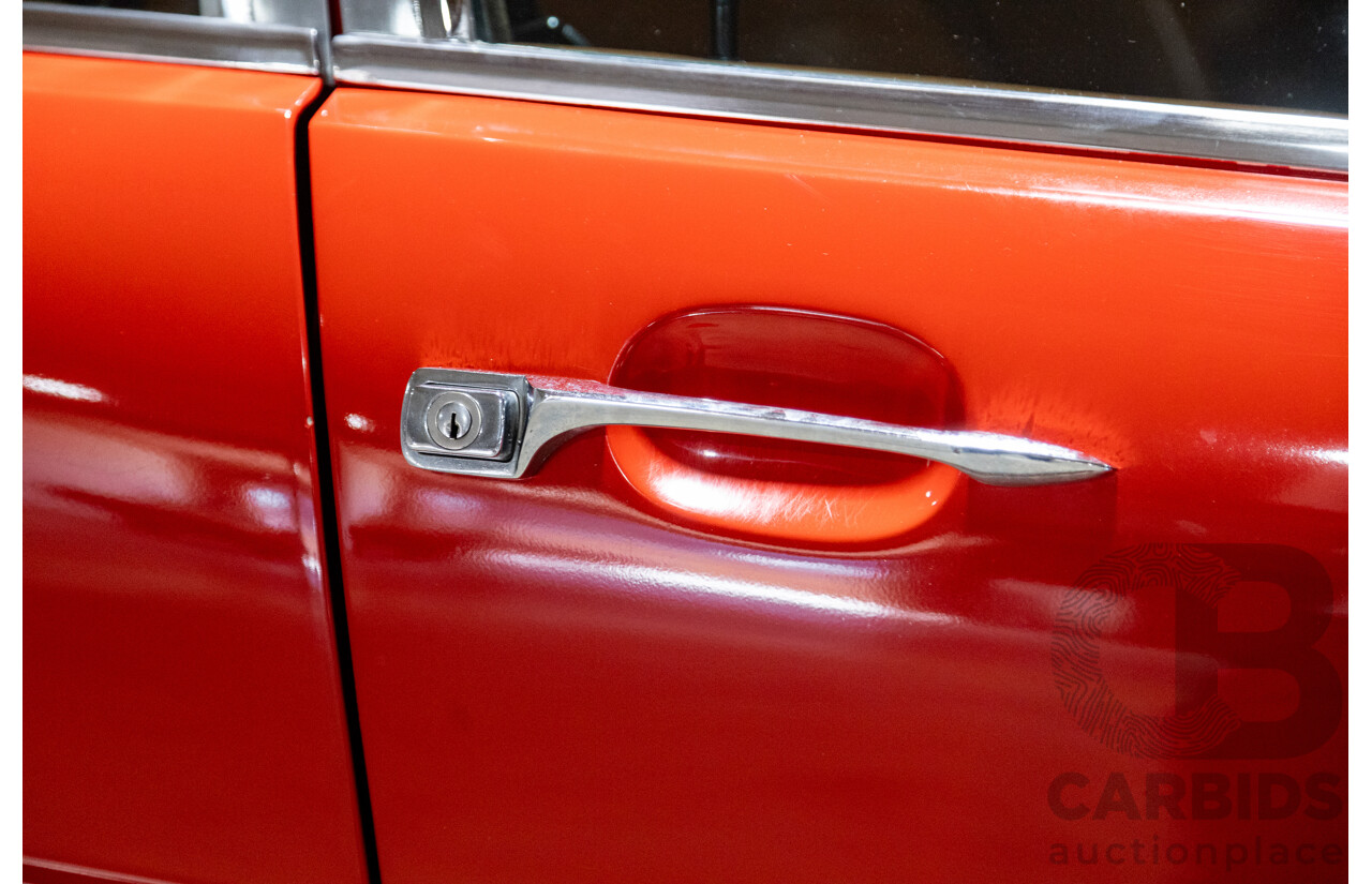 07/1985 De Tomaso Deauville Series 2 4d Sedan Red V8 5.8L