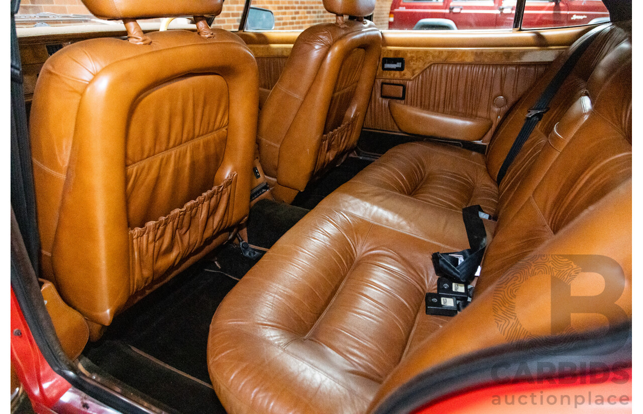 07/1985 De Tomaso Deauville Series 2 4d Sedan Red V8 5.8L