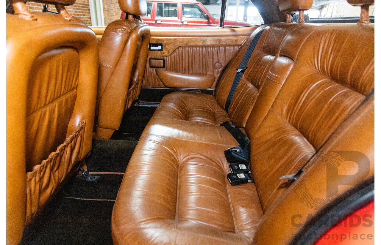 07/1985 De Tomaso Deauville Series 2 4d Sedan Red V8 5.8L