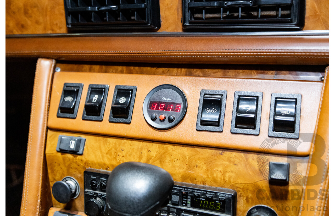 07/1985 De Tomaso Deauville Series 2 4d Sedan Red V8 5.8L