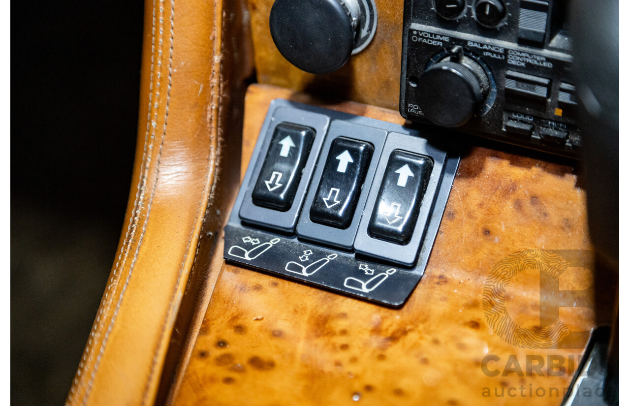 07/1985 De Tomaso Deauville Series 2 4d Sedan Red V8 5.8L