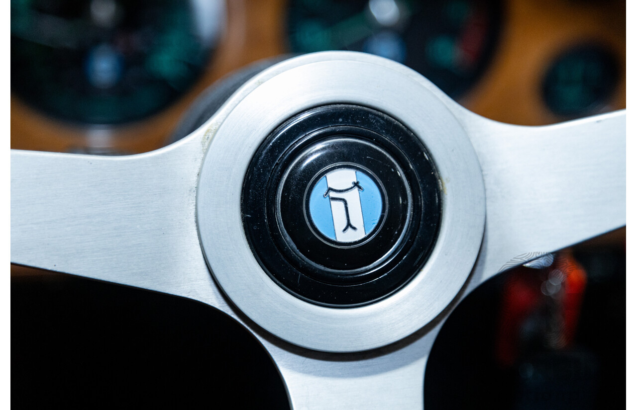 07/1985 De Tomaso Deauville Series 2 4d Sedan Red V8 5.8L