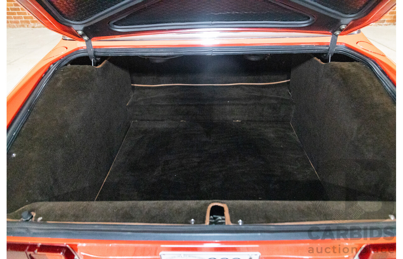 07/1985 De Tomaso Deauville Series 2 4d Sedan Red V8 5.8L