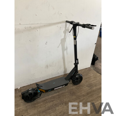 Daxy's Bandicoot Electric Scooter L9P 48V - ORP $1,499.00