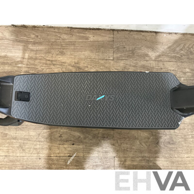 Daxy's Bandicoot Electric Scooter L9P 48V - ORP $1,499.00