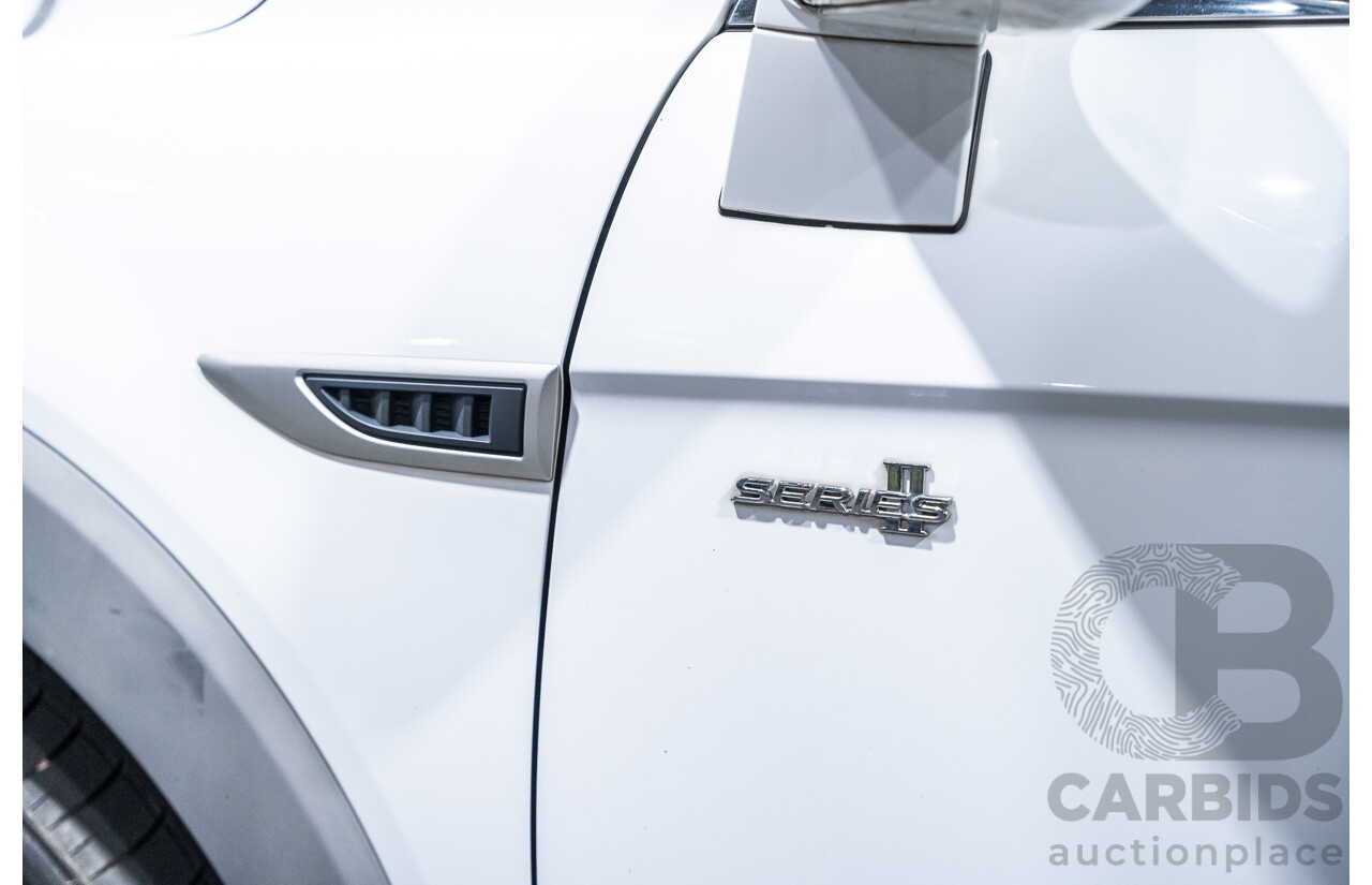 12/2012 Holden Captiva 7 LX (4x4) Series 2 CG MY12 4d Wagon White Turbo Diesel 2.2L - 7 Seater