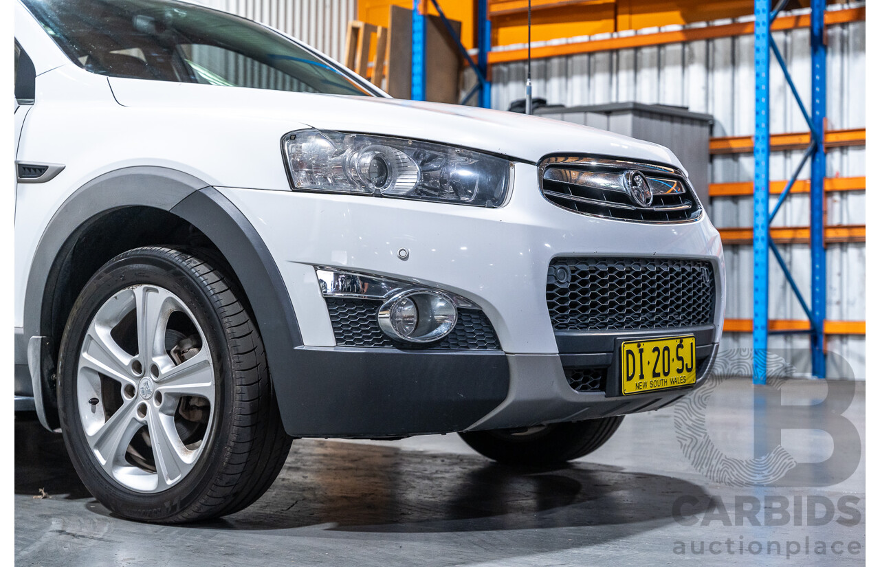 12/2012 Holden Captiva 7 LX (4x4) Series 2 CG MY12 4d Wagon White Turbo Diesel 2.2L - 7 Seater