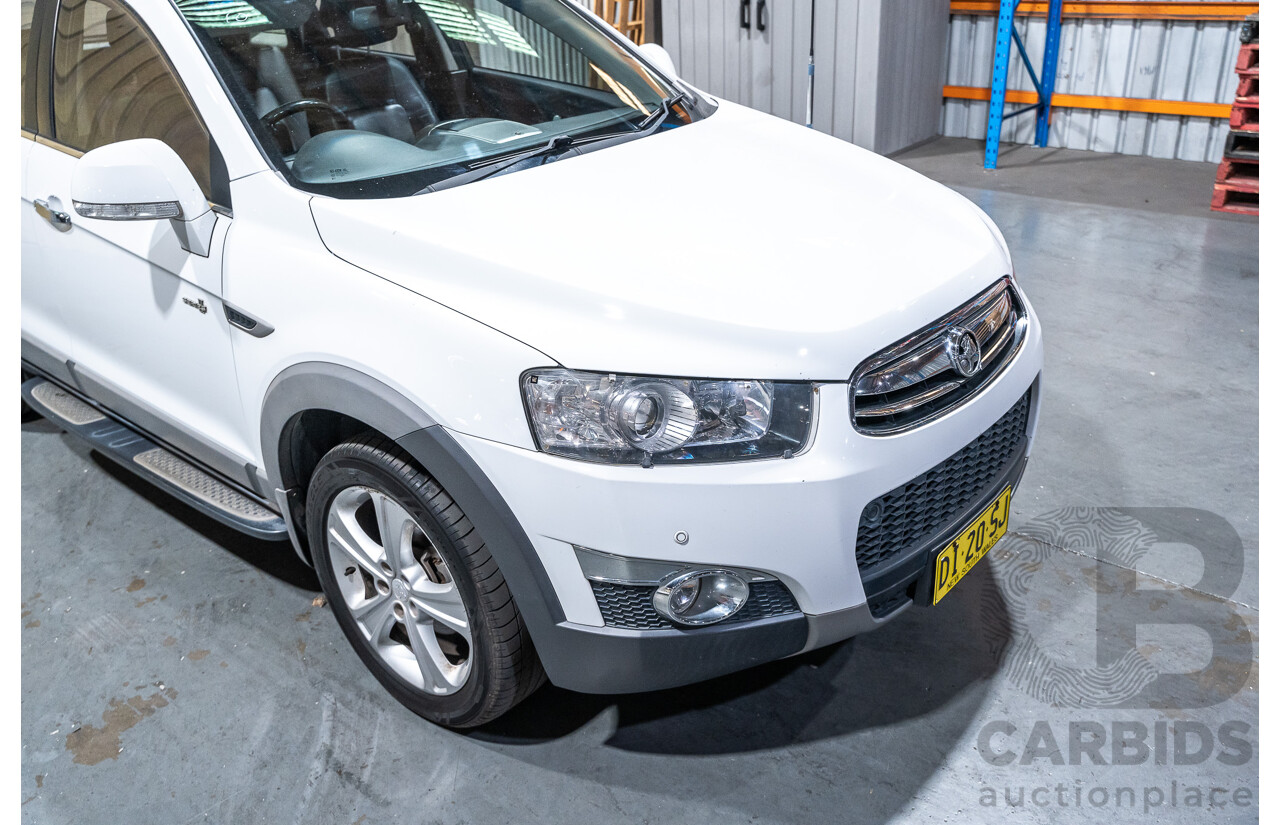 12/2012 Holden Captiva 7 LX (4x4) Series 2 CG MY12 4d Wagon White Turbo Diesel 2.2L - 7 Seater