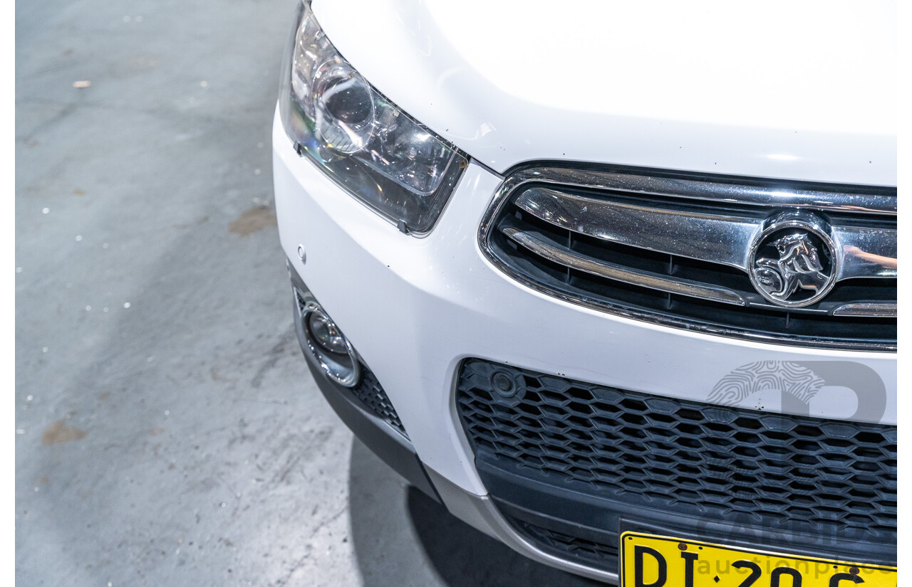 12/2012 Holden Captiva 7 LX (4x4) Series 2 CG MY12 4d Wagon White Turbo Diesel 2.2L - 7 Seater
