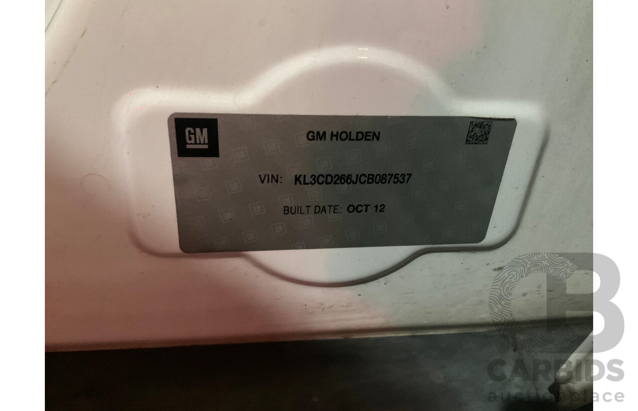 12/2012 Holden Captiva 7 LX (4x4) Series 2 CG MY12 4d Wagon White Turbo Diesel 2.2L - 7 Seater