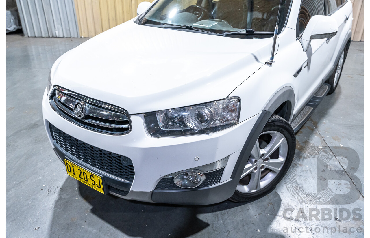 12/2012 Holden Captiva 7 LX (4x4) Series 2 CG MY12 4d Wagon White Turbo Diesel 2.2L - 7 Seater