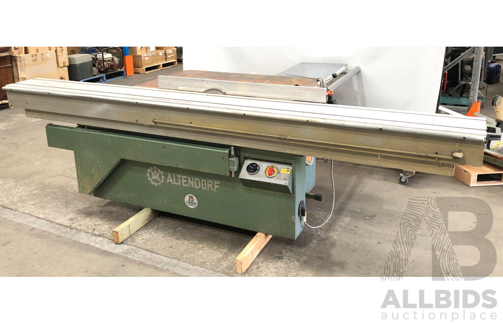 1984 Altendorf F90 3 Phase Sliding Table Saw