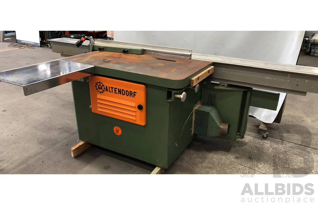 1984 Altendorf F90 3 Phase Sliding Table Saw