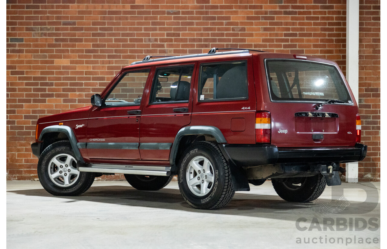5/1998 Jeep Cherokee Sport (4x4) XJ 4d Wagon Red 4.0L