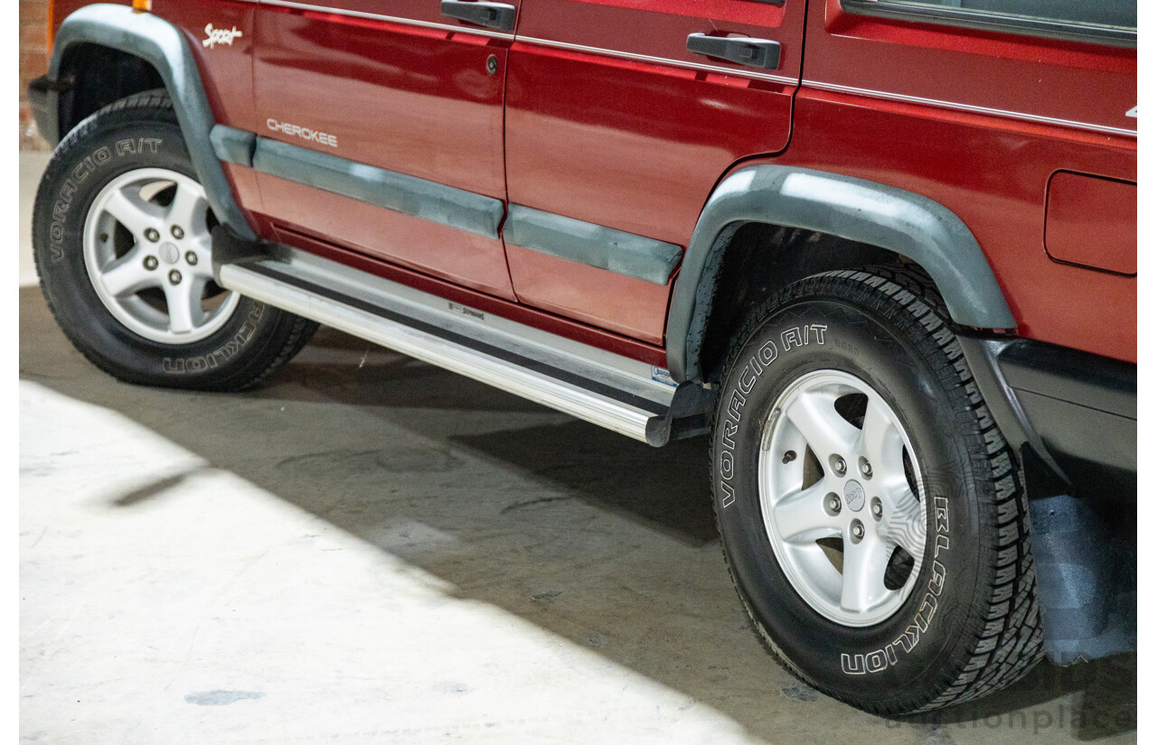 5/1998 Jeep Cherokee Sport (4x4) XJ 4d Wagon Red 4.0L