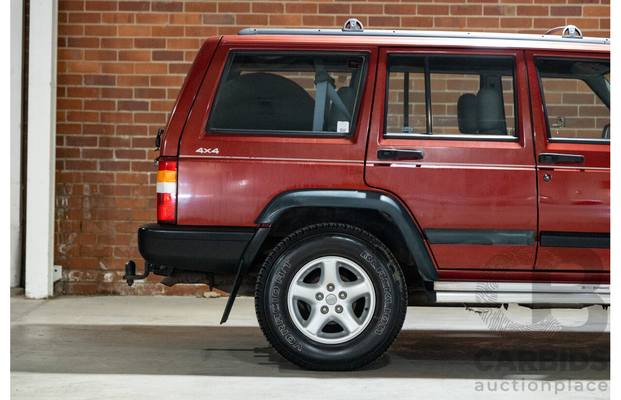5/1998 Jeep Cherokee Sport (4x4) XJ 4d Wagon Red 4.0L