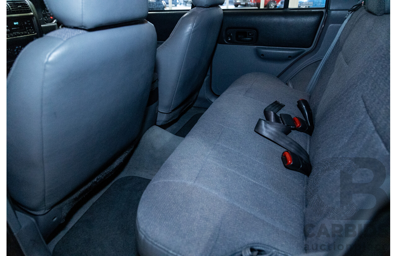 5/1998 Jeep Cherokee Sport (4x4) XJ 4d Wagon Red 4.0L