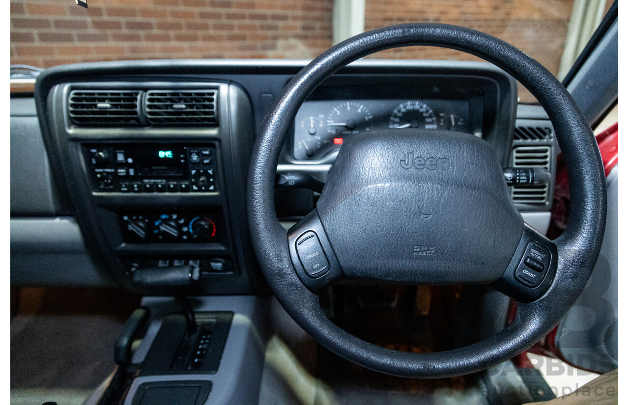 5/1998 Jeep Cherokee Sport (4x4) XJ 4d Wagon Red 4.0L