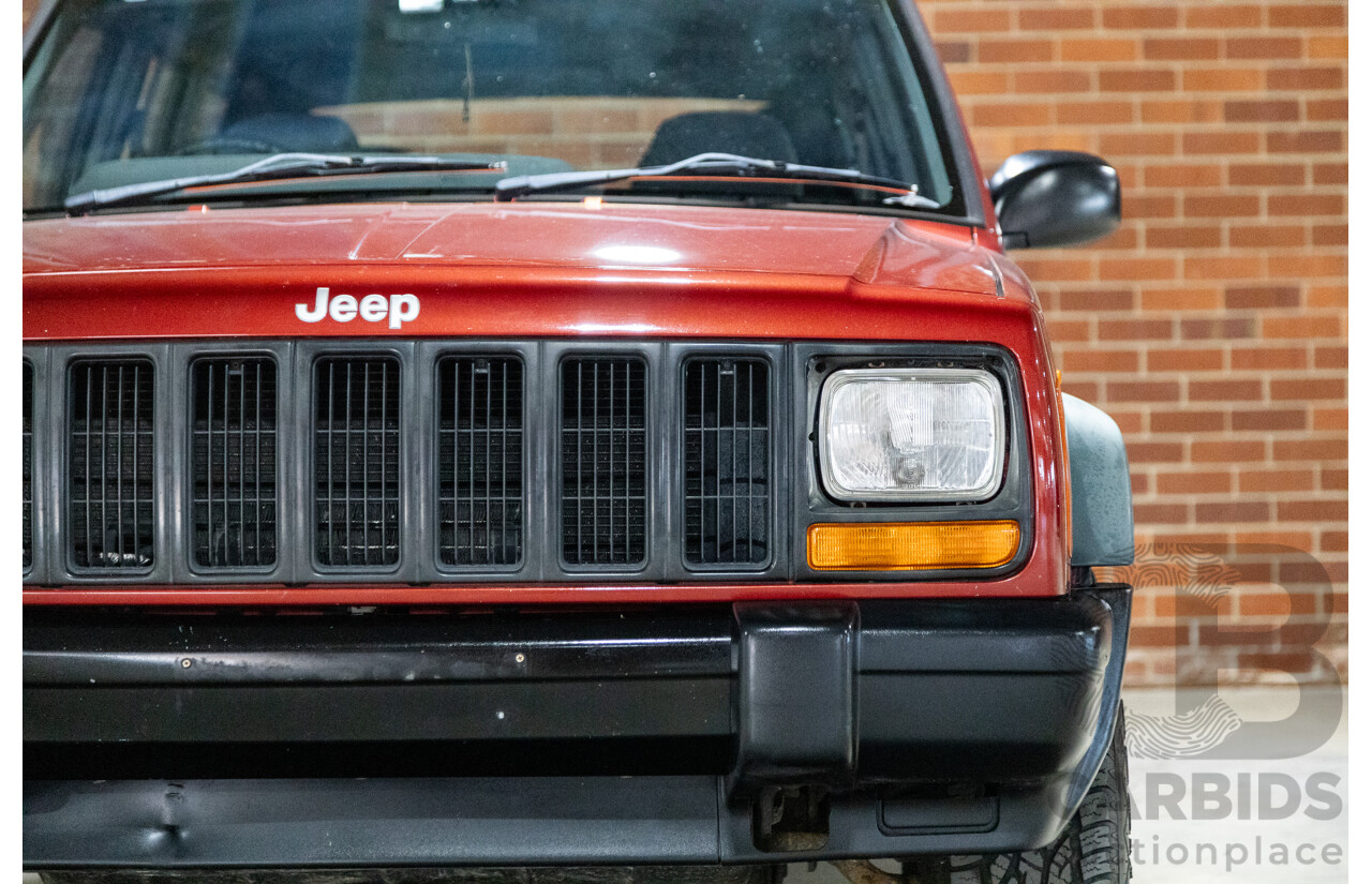 5/1998 Jeep Cherokee Sport (4x4) XJ 4d Wagon Red 4.0L