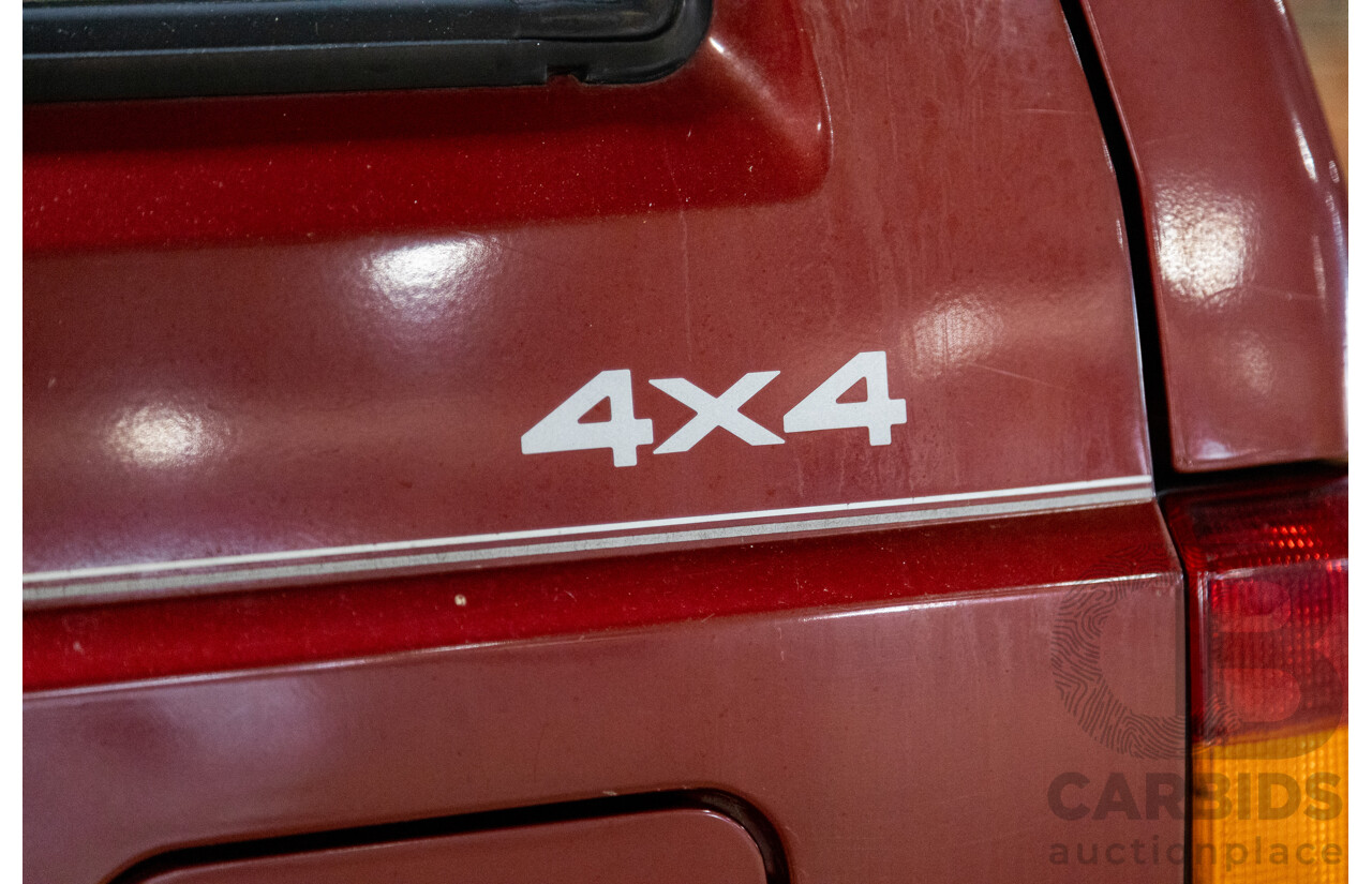 5/1998 Jeep Cherokee Sport (4x4) XJ 4d Wagon Red 4.0L