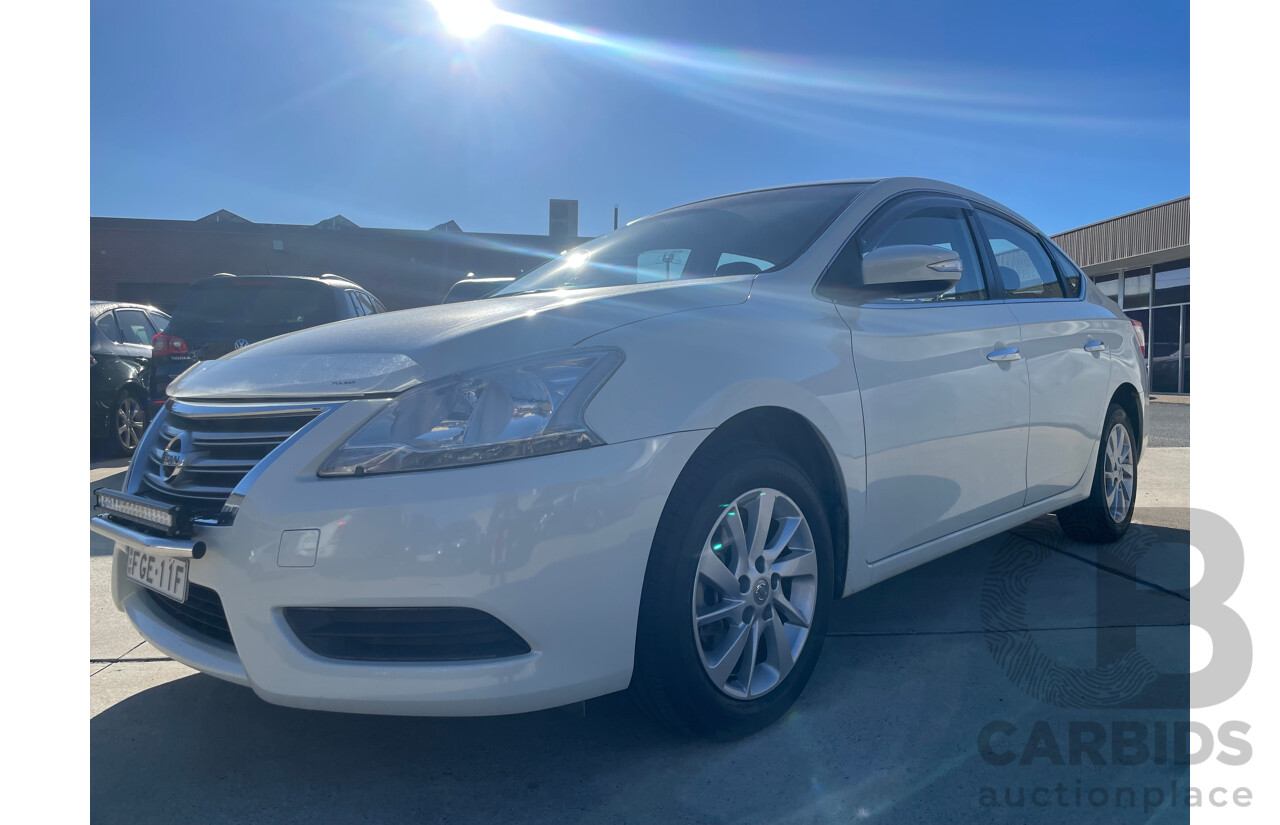 01/2013 Nissan Pulsar ST FWD B17 4D Sedan White 1.8L