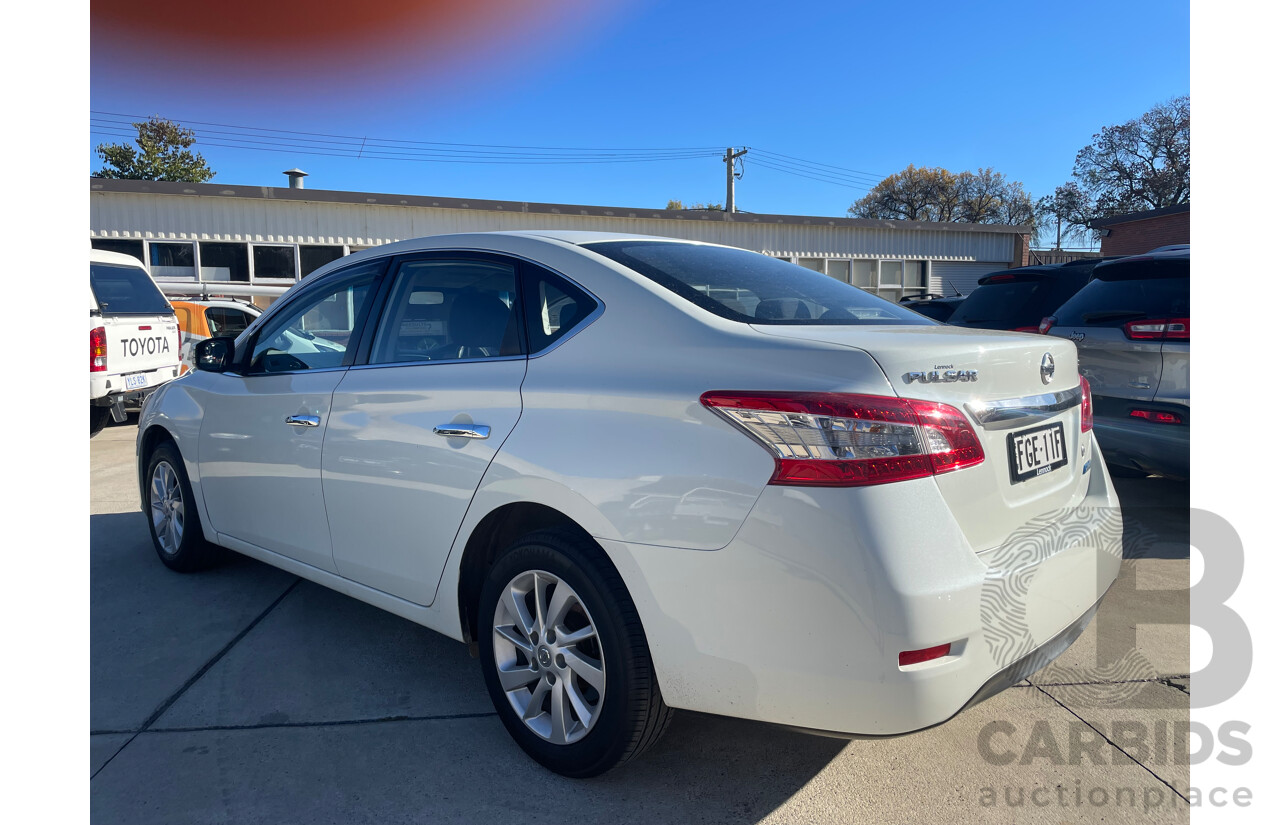 01/2013 Nissan Pulsar ST FWD B17 4D Sedan White 1.8L