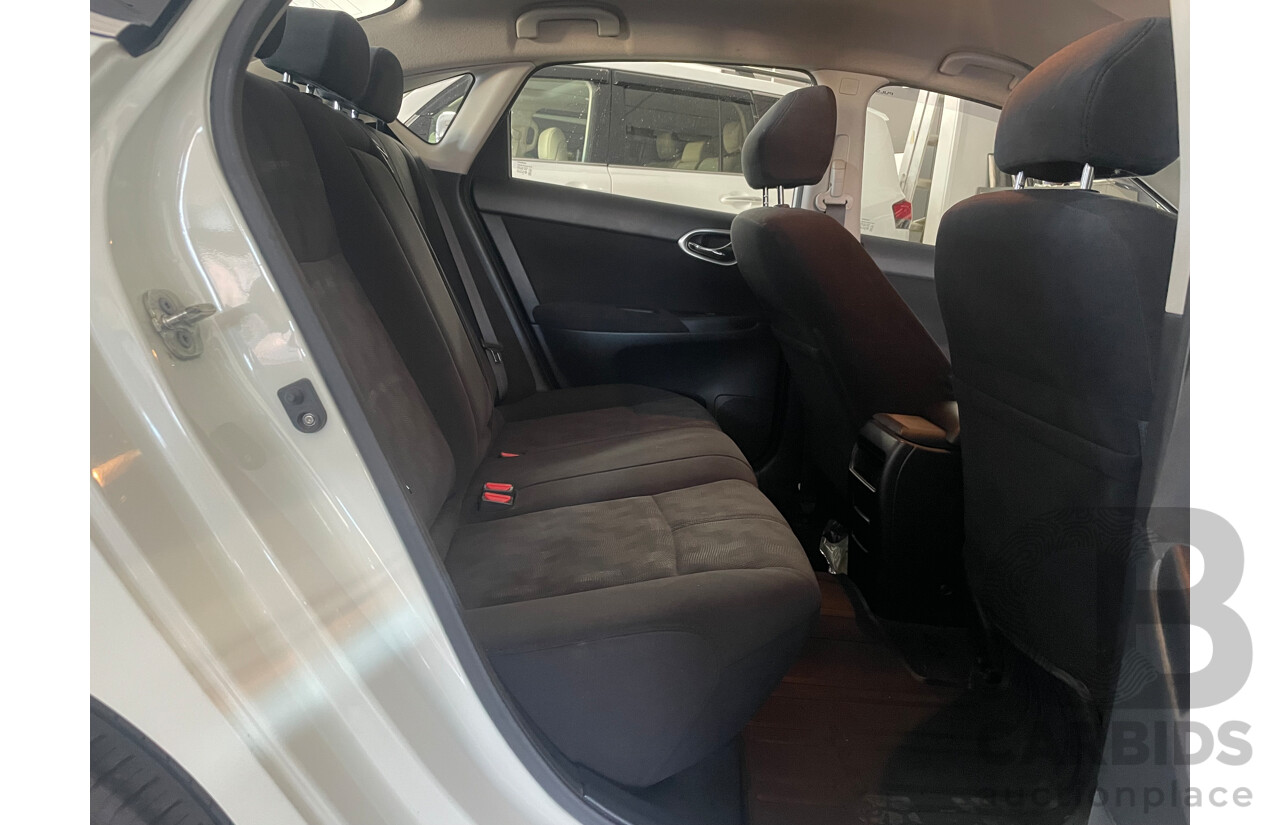 01/2013 Nissan Pulsar ST FWD B17 4D Sedan White 1.8L