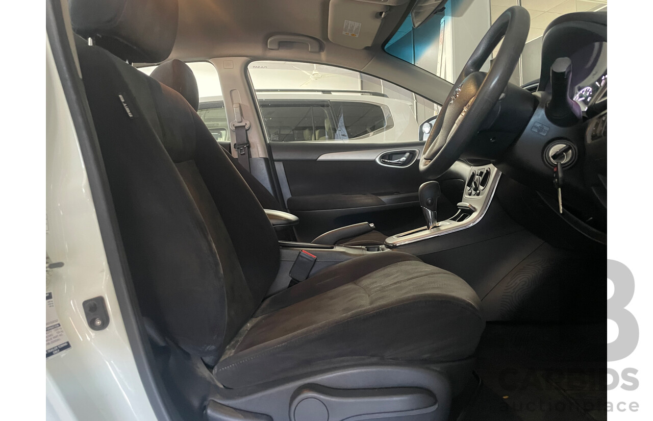 01/2013 Nissan Pulsar ST FWD B17 4D Sedan White 1.8L