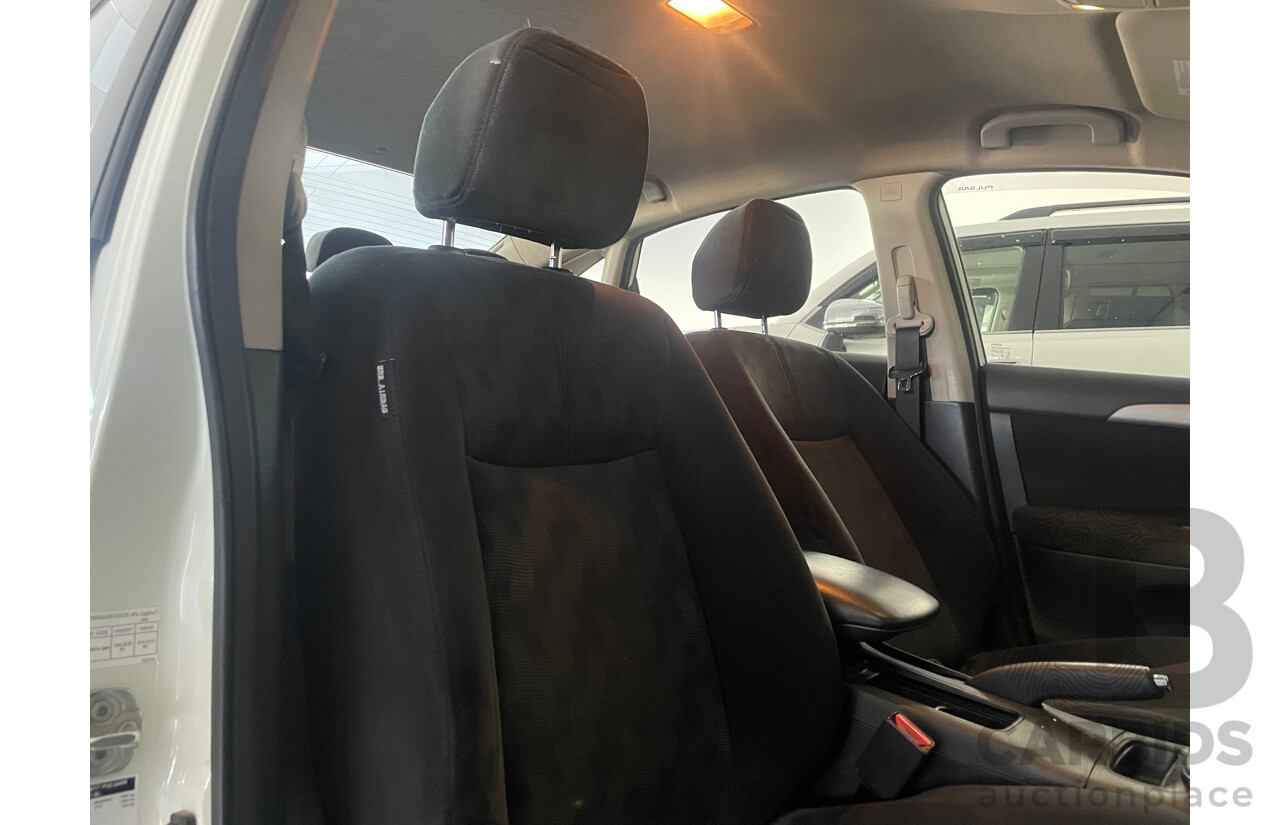 01/2013 Nissan Pulsar ST FWD B17 4D Sedan White 1.8L