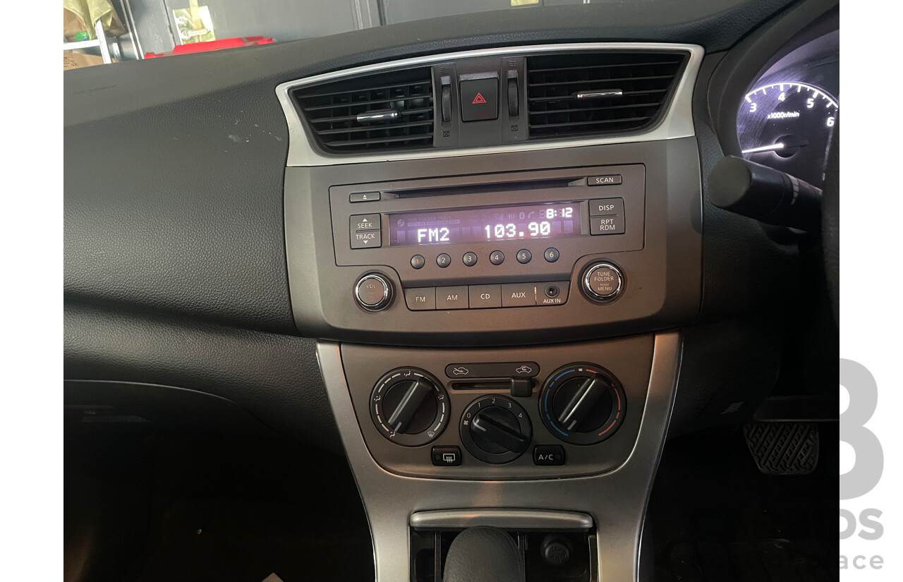 01/2013 Nissan Pulsar ST FWD B17 4D Sedan White 1.8L